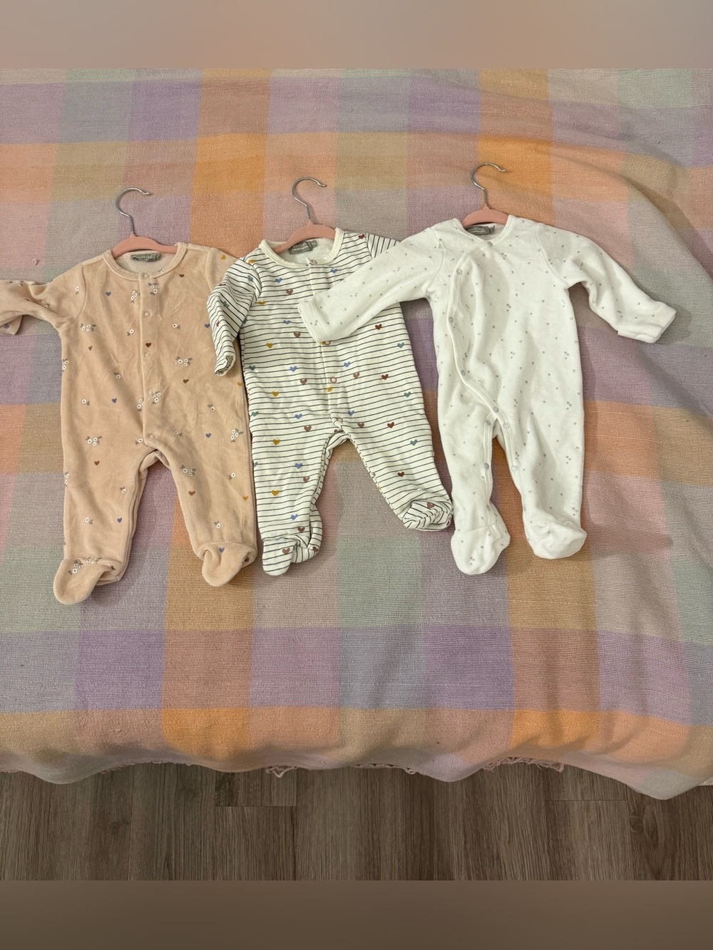 Bout’chou pajamas lot 0-3 months